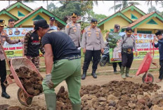 Sinergi Polri dan Masyarakat, Polda Sumsel Perbaiki Jalan Rusak di Musi Rawas Demi Dukung Hal Ini