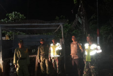Suasana Lebaran, Babinsa Koramil 405-08 Jarai Bersama Personil Polsek Terus Berikan Keamanan