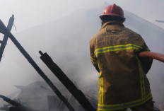 Waduh! Kebakaran Terjadi di Pemungkiman Padat Penduduk di Palembang, Apa Penyebabnya