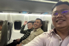 Penerbangan Perdana Bandara Gatot Subroto, Bupati OKU Timur Turut Mengudara