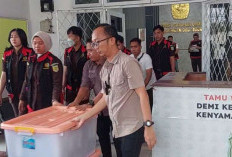 Enam Jam Kejari Geledah Kantor KPU OKU Timur, Anggota KPU Ketar Ketir 