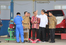 Jokowi Segera ‘Kirim’ Mobil Listrik ke SMKN 2 Palembang, Respon Cepat Presiden Setelah Lihat Aksi Siswa Ini