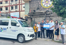 Hadir untuk Masyarakat, BRI Serahkan Mobil Jenazah kepada Yayasan Buddhakirti untuk Mendukung Pelayanan Sosial