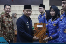 SAH! Pj Bupati Empat Lawang Kukuhkan dan Serahkan SK CPNS, Ini Pesannya