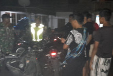 Kendarai Sepeda Motor, 2 Babinsa Koramil 405-08 Jarai dan 2 Petugas Linmas Sambangi Keramaian
