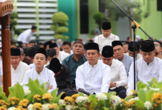 Ribuan Jemaah Padati Lapangan Makodam II Sriwijaya, Pangdam Sholat Ied Bersama Warga