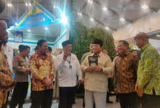 Presiden RI didampingi Ketum Apkasi Cicipi Kopi Robusta Lahat di AOE, Beliau Bilang Begini