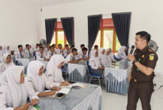 Jaksa Masuk Sekolah, Kejari OKU Tingkatkan Kesadaran Hukum Sejak Dini di Sekolah Ini