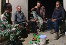 Sembari Seruput Kopi Panas, Babinsa Koramil 405-13 Dempo Selatan Tetap Waspada Kamtibmas 