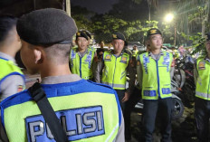 Aparat Kepolisian Kawal Ketat Pemindahan Kotak Suara di Camat Sukarami, Kenapa Ya?
