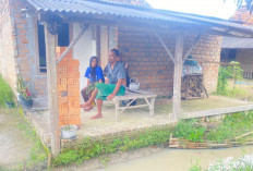 Merasa Dipingpong Dinsos, Warga Miskin di Desa Kotabaru Selatan OKU Timur Ngeluh Sulit jadi Kepesertaan KIS