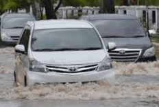 Mobil Kamu Terendam Banjir? Segera Tangani Agar Tidak Membuat Mobilmu Jatuh Harga