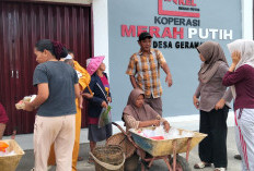 Pelaku UMKM Manfaat Pelataran KDMP Geramat Lahat Berjualan Takjil dan Sayur Mayur, Ini Buktinya 
