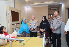 Kisah Haru di Balik Banjir Kalsel, Kapolda Beri Operasi Gratis Bagi 2 Anak Yatim Piatu Korban Laka Lantas