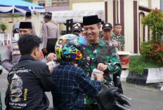 Tingkatkan Sinergi dan Soliditas, TNI-Polri Gelar Buka Puasa Bersama dan Bagi-Bagi Takjil