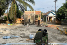 Pembangunan Sasaran Fisik di Desa Lubuk Tampang, Satgas TMMD Kodim Lahat Lakukan Tahap Pemasangan Ini