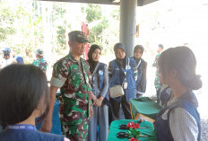Wujud Nyata Gotong Royong! TNI dan Mahasiswa UNNES Geber Gladi Peresmian Jalan Beton Desa Cukil