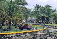 Warga Lokal Padati Bendungan Perjaya Berlibur Bersama Sanak Sodara 