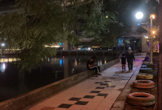 Pesona Taman Simpang Polda Ketika Malam Hari, Ada Atraksi Air Mancur Menari