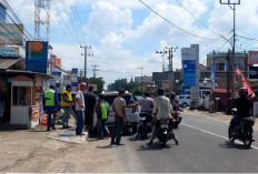 Naas! 2 Remaja Tabrak Mobil Parkir di OKU Timur, Begini Kronologi Kecelakaannya