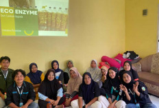 Sosialisasi Ecoenzyme, Mahasiswa KKN Universitas Andalas Ajak PKK Jorong Aia Angek Songsang Olah Limbah Dapur