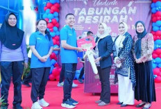 Bupati Ogan Ilir Hadiri Senam Massal dan Pengundian Grand Prize Tabungan Pesirah, ini Pemenangnya