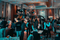 Rayakan Tahun Baru 2025 dengan Atmosfer Street Food Thailand di The Excelton Hotel