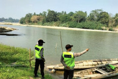 Antisipasi Resiko Banjir, Polsek Buay Madang Cek Debit Air di Sungai Komering