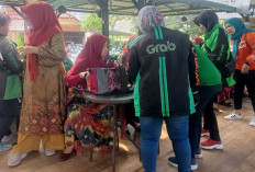 Driver Ojol Wanita di Palembang Dapat 'THR' dari YKI, Tujuannya Bikin Haru