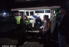 Babinsa Koramil 405-08 Jarai dan Personil Polsek Berikan Arahan kepala Perangkat Desa Jemaring Lahat, Ini Kata