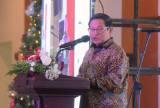 Seskab Pramono Anung Hadiri Perayaan Natal Lembaga Kepresidenan