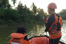 Dilaporkan Tenggelam, Begini Pencarian Pelajar SMP Dilakukan Kantor SAR Palembang