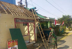 Wujud Nyata Gotong Royong! Satgas TMMD dan Warga Kebut Renovasi Pos Kamling Dusun Gompyong