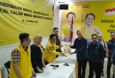 Fitrianti Agustinda Ambil Formulir Balon Walikota Palembang ke Golkar, Ini Bukti Keseriusannya