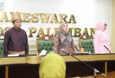 Pengukuhan KPPS Kota Palembang, Dewi Sastrani Ajak Perempuan Pensiunan Terus Berbagi Inspirasi