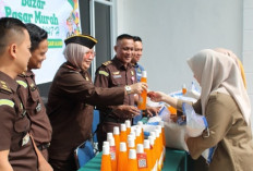 Bantu Ringankan Beban Warga, Kejari Pagar Alam Gelar Bazar Pasar Murah