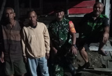 2 Babinsa Koramil 405-11 Tanjung Sakti Bersama Petugas Ronda Laksanakan Patroli Wilayah Binaan, Ini Buktinya 