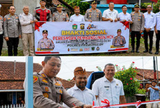 Hari Bhayangkara ke-80, Polres Prabumulih Resmikan MCK Umum dan Gelar Bakti Sosial di Desa Pangkul