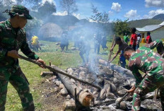 Satgas Bagian Dari Kodam II/Swj di Papua Ini Hadiri Acara Bakar Batu di GKII Kampung Bolakme