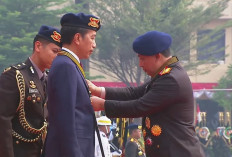 Wow! Presiden Jokowi Dapat Medali Kehormatan Loka Praja Samrakshana, Apa Itu?