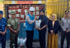 PLN Salurkan Bantuan untuk Korban Banjir di Aceh, Direksi Turun Langsung ke Lokasi