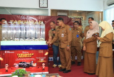 Senyum Bahagia Nasabah Hiasi Momen Undian Tabungan Pesirah Bank Sumsel Babel di Tanjungpandan