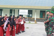 Tanamkan Bela Negara Kepada Anak Sekolah, Yonif 144/JY Gelar TNI Sahabat Anak