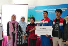 Cegah Stunting, Pertamina EP Pendopo Field Salurkan Bantuan Susu dan Edukasi Gizi