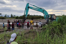 Kerap Terjadi Banjir, Pemdes Tanjung Alam Lahat Normalisasi Sungai Lingsing, Ini Pesan Kades