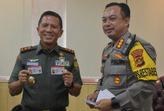 Tertib Hukum, Pangdam II/Swj Perpanjang SIM di Polrestabes Palembang