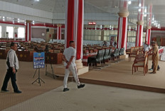 Jelang Rapat Paripurna HUT Ke 22 Tahun Kabupaten Ogan Ilir, Sekretariat DPRD Sebar Ribuan Undangan