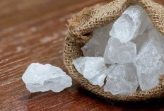 Bukan Sekadar Penghilang Bau Badan! Ini 6 Manfaat Hebat Tawas yang Bisa Bikin Kulitmu Glowing dan Sehat Alami