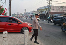 Ciptakan Kelancaran Lalu Lintas, Personel Polsek Indralaya Laksanakan Strong Point