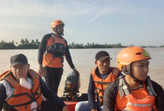 Hari Kedua Pencarian, Tim SAR Gabungan Sisir Sungai Komering Cari Warga Diduga Tenggelam